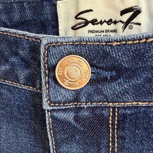 NWT Size 22W Seven7 Loose Straight Jean